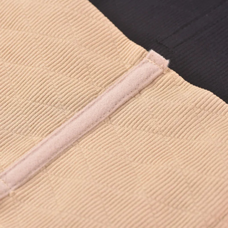Close-up of the flexible boning channel in the side panel